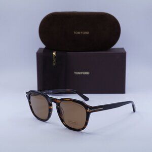 Tom Ford FT0931 Avery 56E Round Sunglasses - Brown